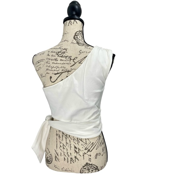 Lovers & Friends White Ribbed Knit One-Shoulder Blouse - Picture 7 of 10